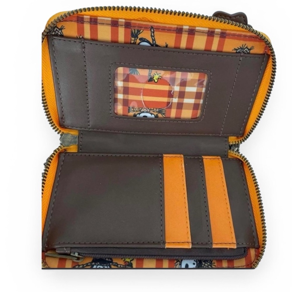 Loungefly Peanuts Snoopy Scarecrow Halloween Zip Around Wallet - Rare - Picture 3 of 3